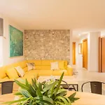 Castello With Jacuzzi & Priceless View By Rent Argegno