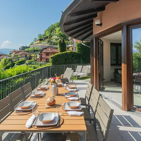 Castello With Jacuzzi&priceless View By Rentallcomo Villa