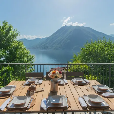 Castello With Jacuzzi & Priceless View By Rent Villa Argegno