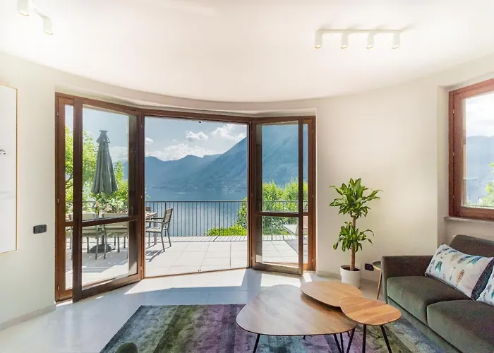 Castello With Jacuzzi & Priceless View By Rent * Argegno