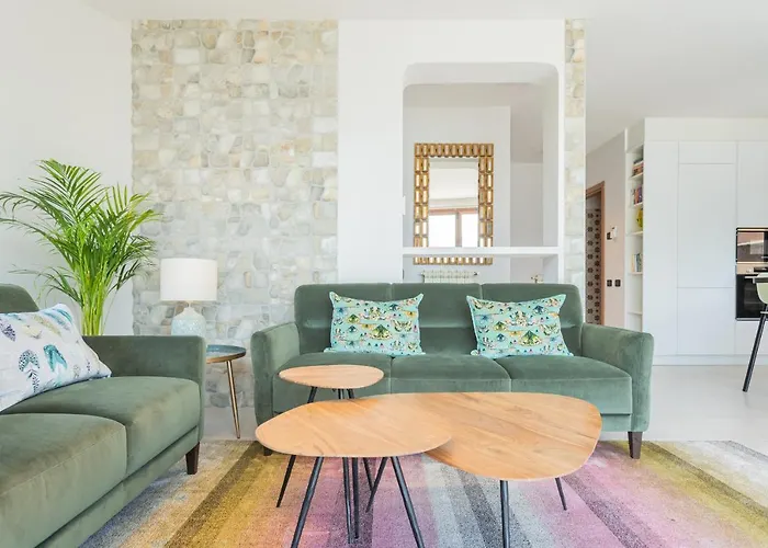 Villa Castello With Jacuzzi & Priceless View By Rent *