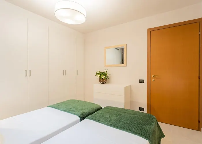 Castello With Jacuzzi & Priceless View By Rent Villa *