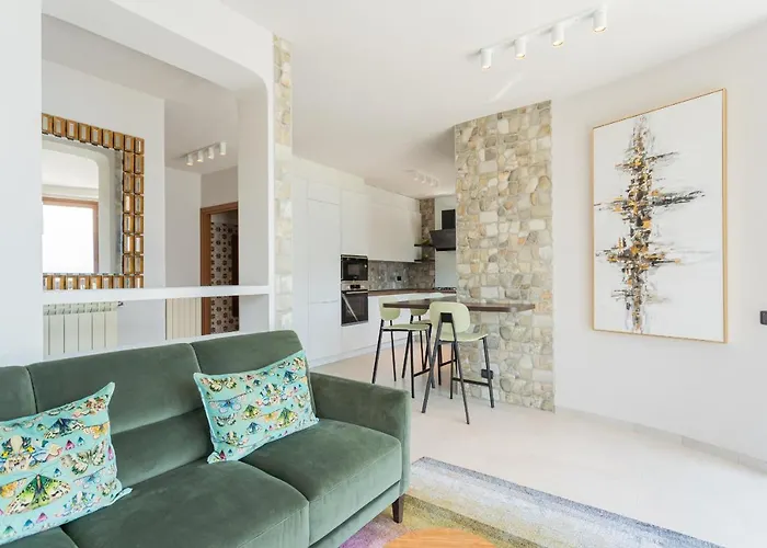 Castello With Jacuzzi & Priceless View By Rent Villa *