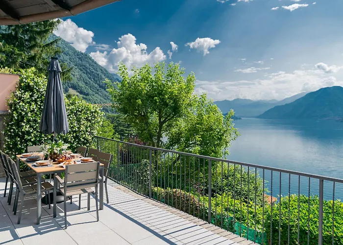 Castello With Jacuzzi & Priceless View By Rent * Argegno