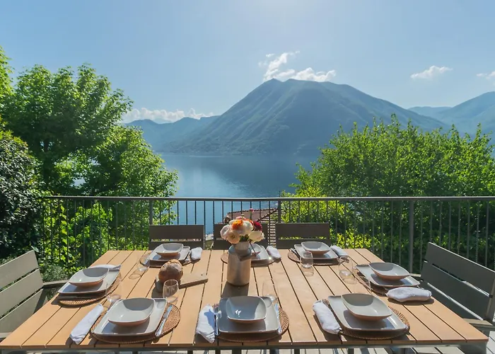 Castello With Jacuzzi & Priceless View By Rent Villa Argegno