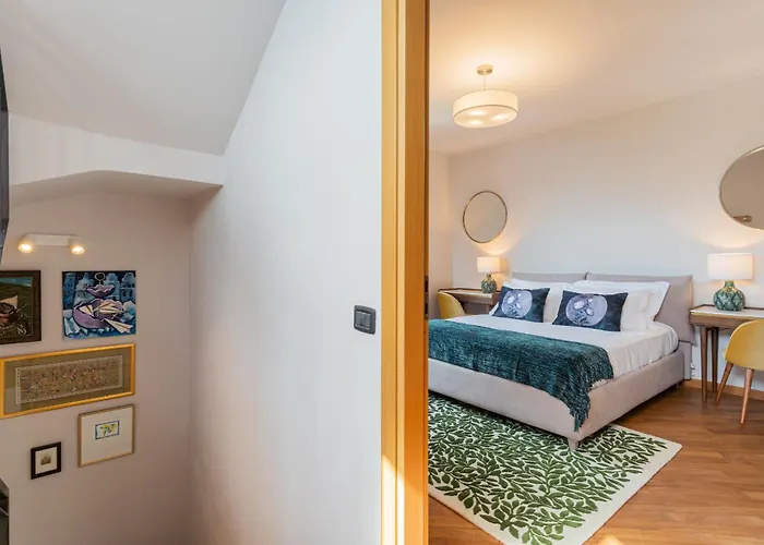 Castello With Jacuzzi & Priceless View By Rent Argegno