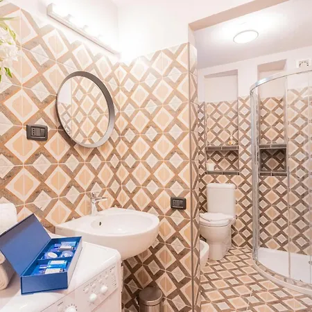 Castello With Jacuzzi & Priceless View By Rent Villa *